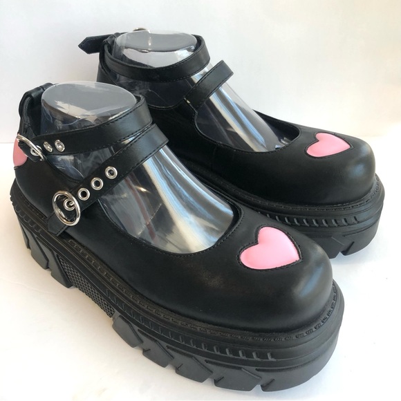 NASTY GAL Pink Heart Chunky Platform Mary Jane Emo Whimsygoth Creepers Size 6 - Picture 11 of 15
